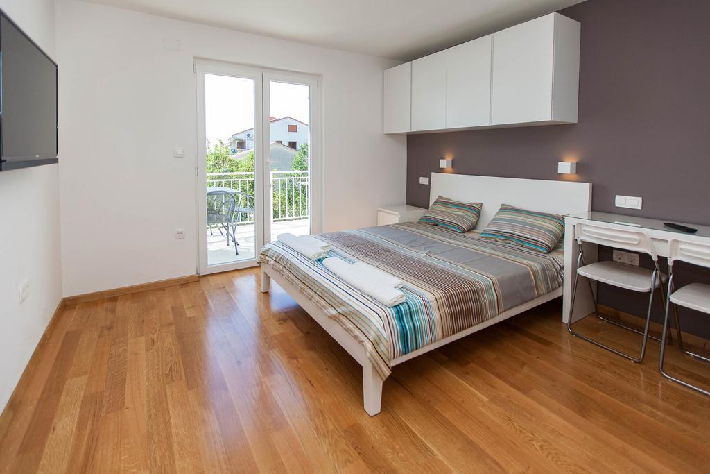 Apartments Gajdasic Цриквеница Экстерьер фото
